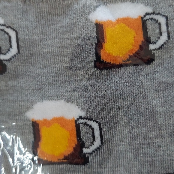 Beer Mug Socks - Picture 1 of 2